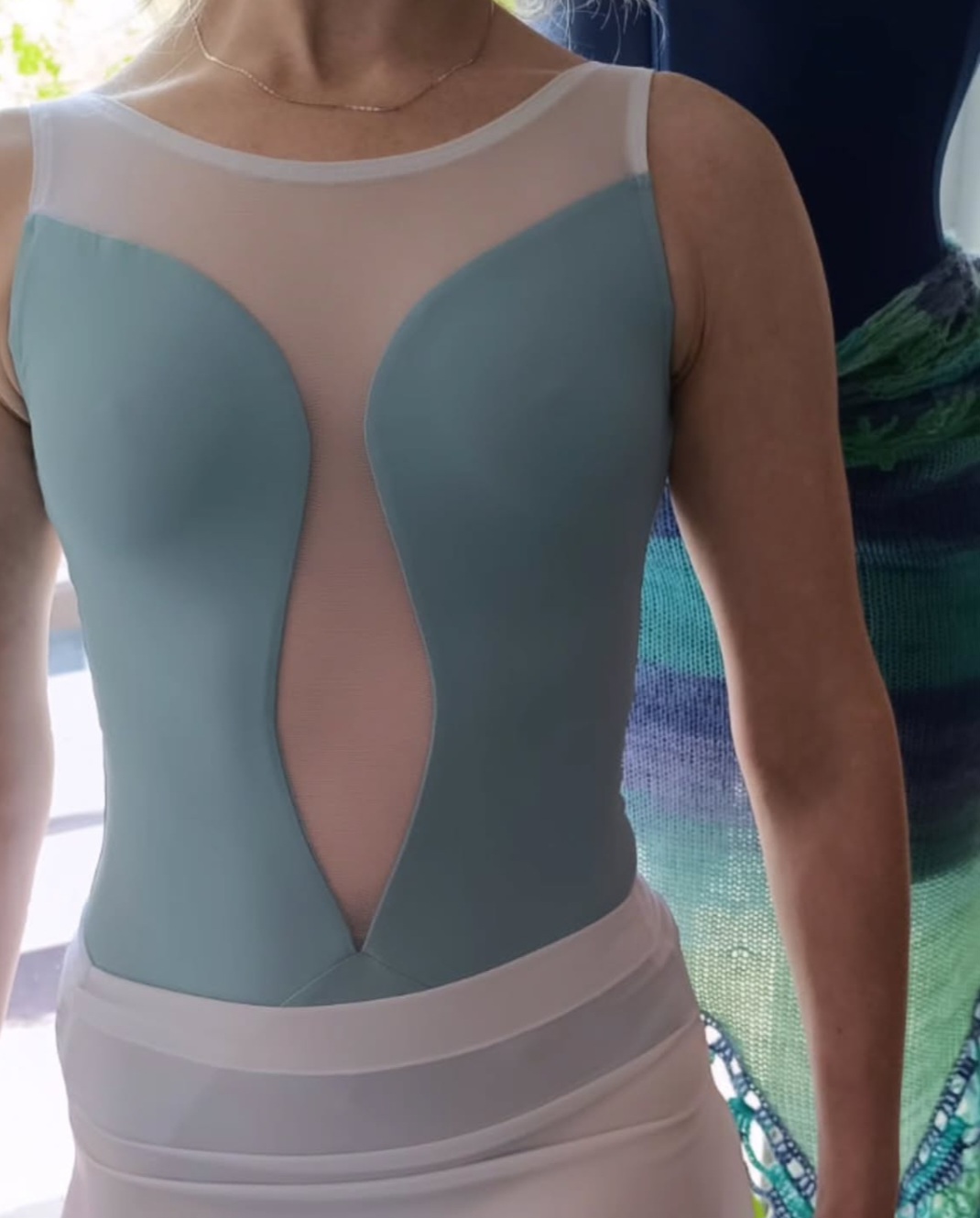 Body Olivia Juli Garden bez rękawka - obrazek 2