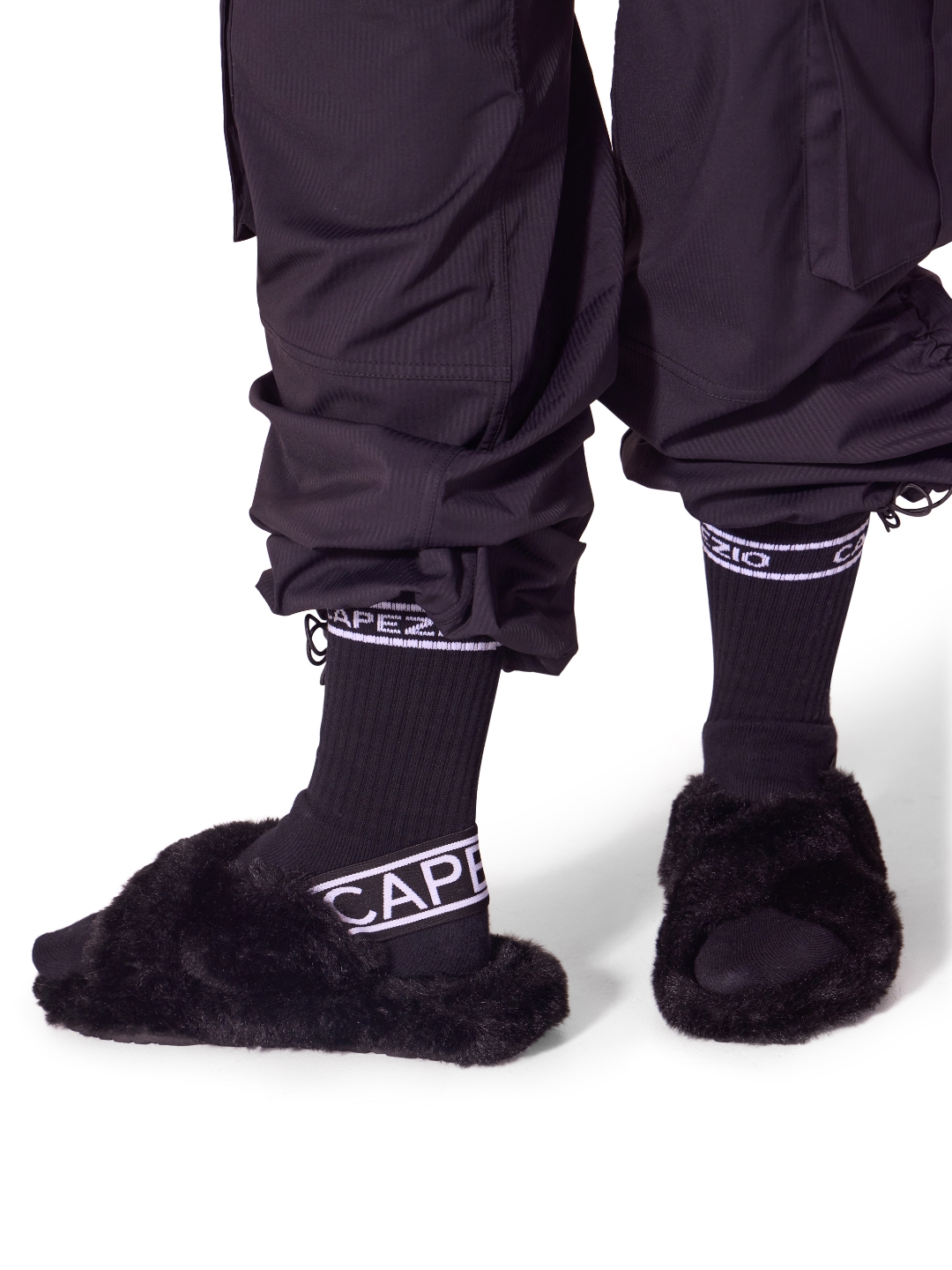 Kapcie Varsity Plush Slipper Capezio - KOLEKCJA LIMITOWANA - obrazek 2