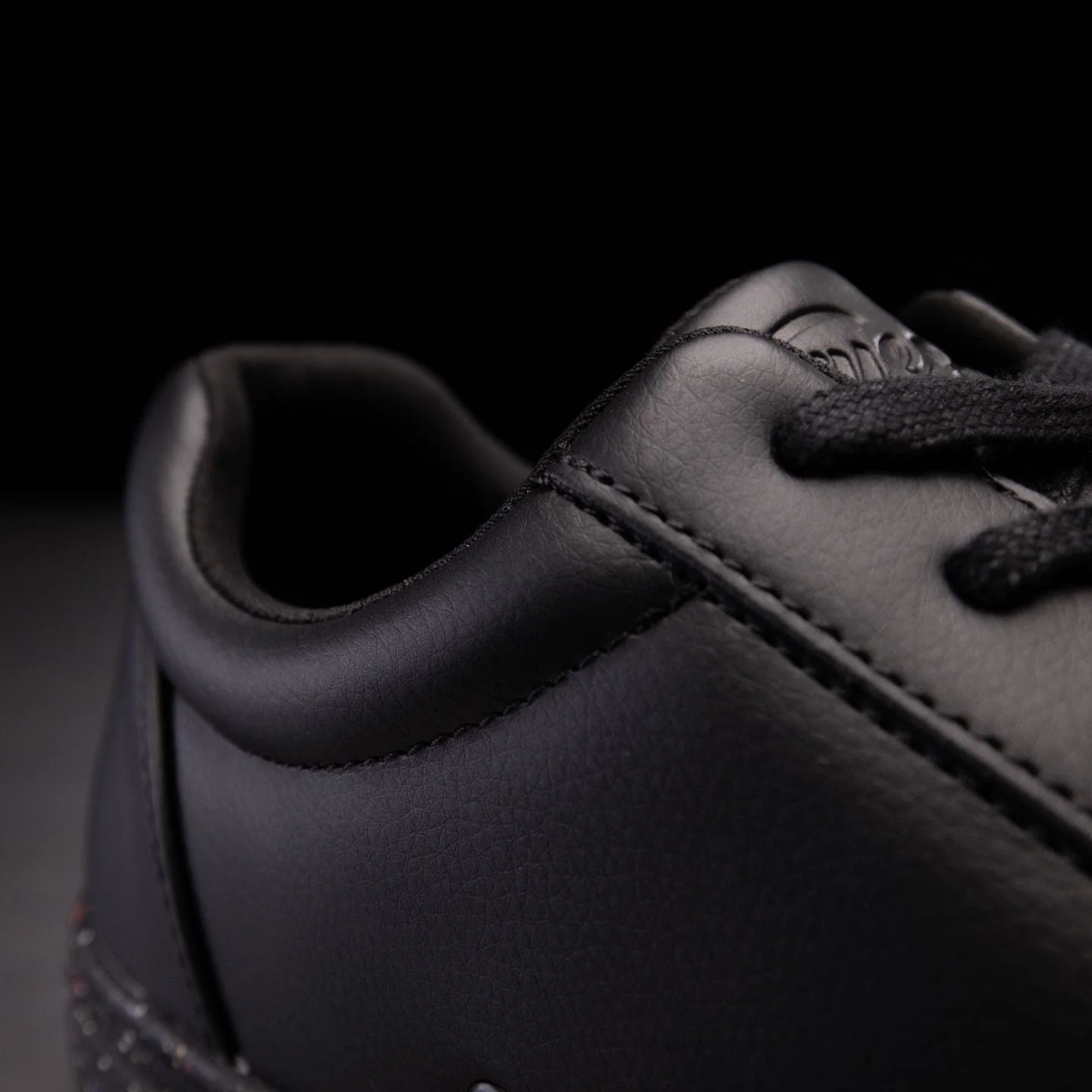 Sneakers Fuego Low Top All Black - obrazek 9